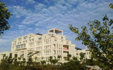 大二学年鉴定表自我鉴定最新7篇