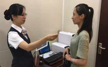 银行大堂述职报告模板6篇