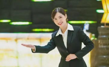 服务员年度总结报告6篇