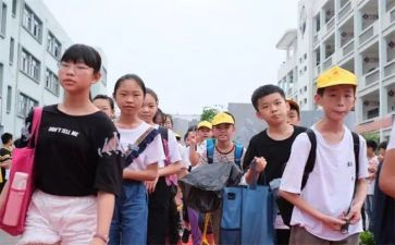 让真情自然流露六年级作文参考6篇
