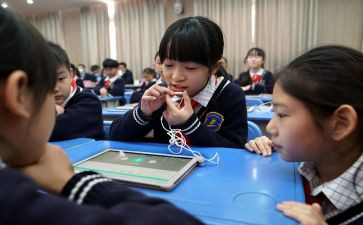 二年级数学老师教学总结7篇