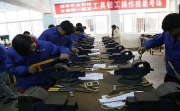 钳工工作总结8篇