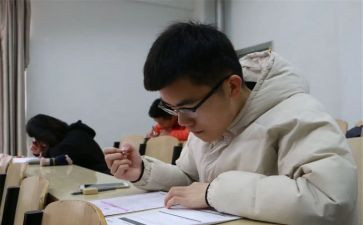 人设话题作文最新7篇