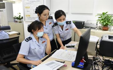 财务人员的年度总结6篇